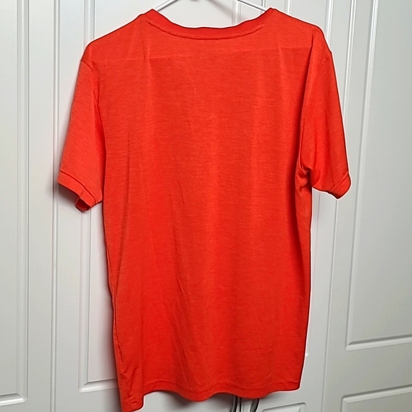 Colorful Active Top - Picture 2 of 3